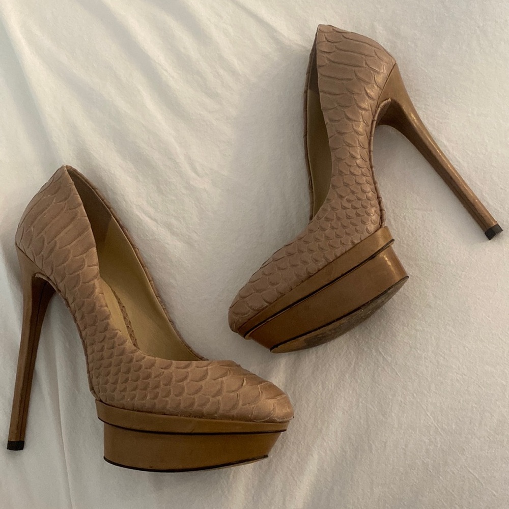 brian atwood snake fontane nude heels size 8